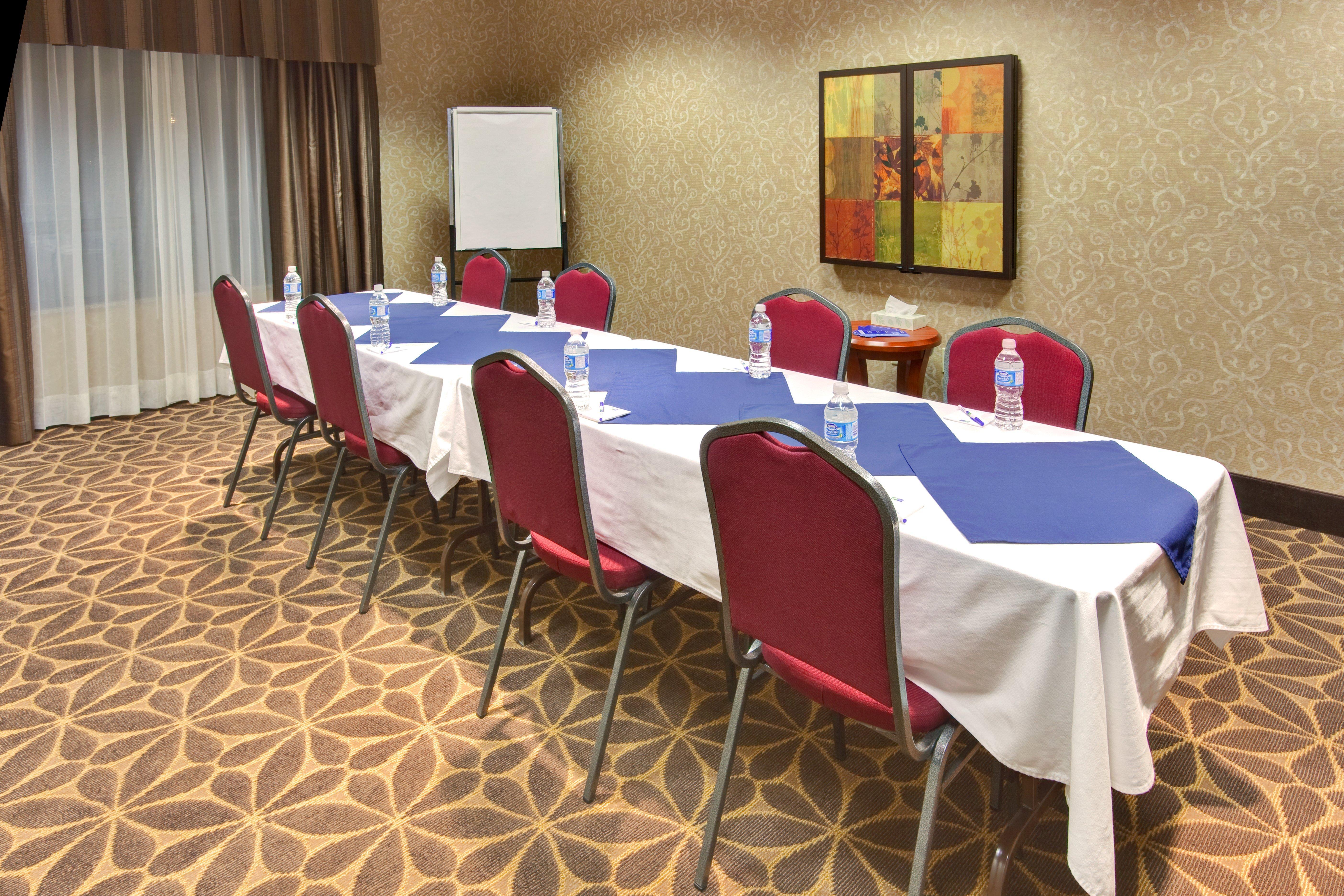 Holiday Inn Express Hotel & Suites Brockville By Ihg Zewnętrze zdjęcie