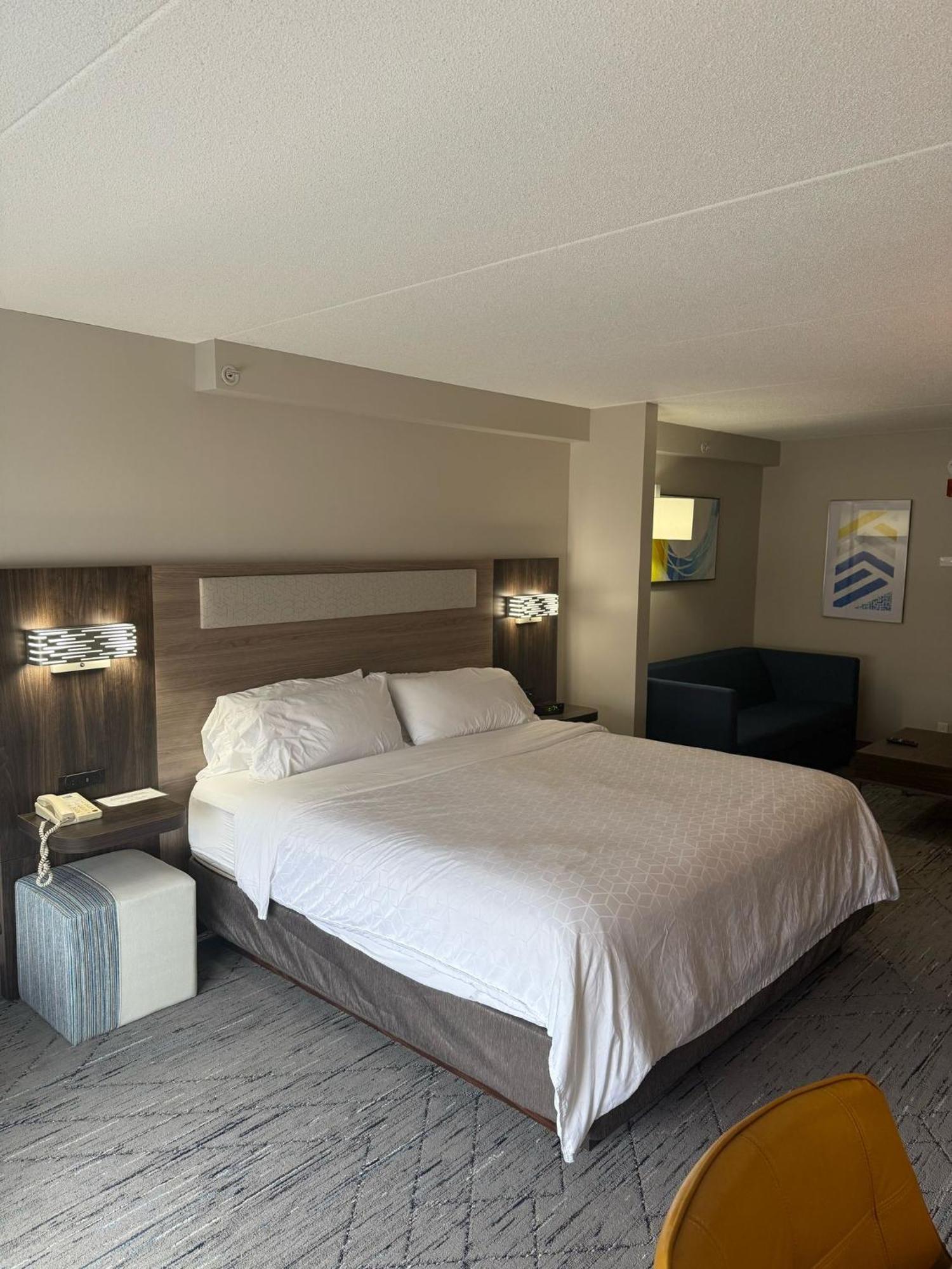 Holiday Inn Express Hotel & Suites Brockville By Ihg Zewnętrze zdjęcie