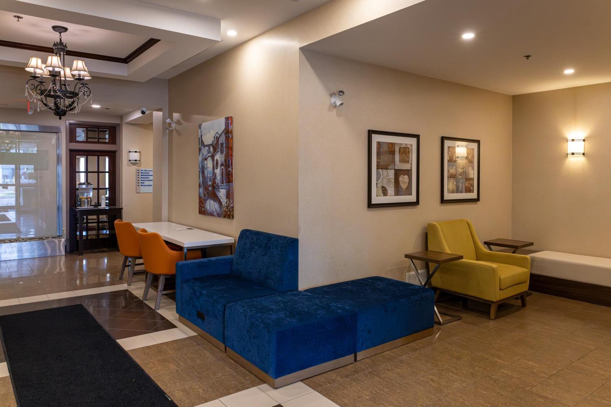 Holiday Inn Express Hotel & Suites Brockville By Ihg Zewnętrze zdjęcie