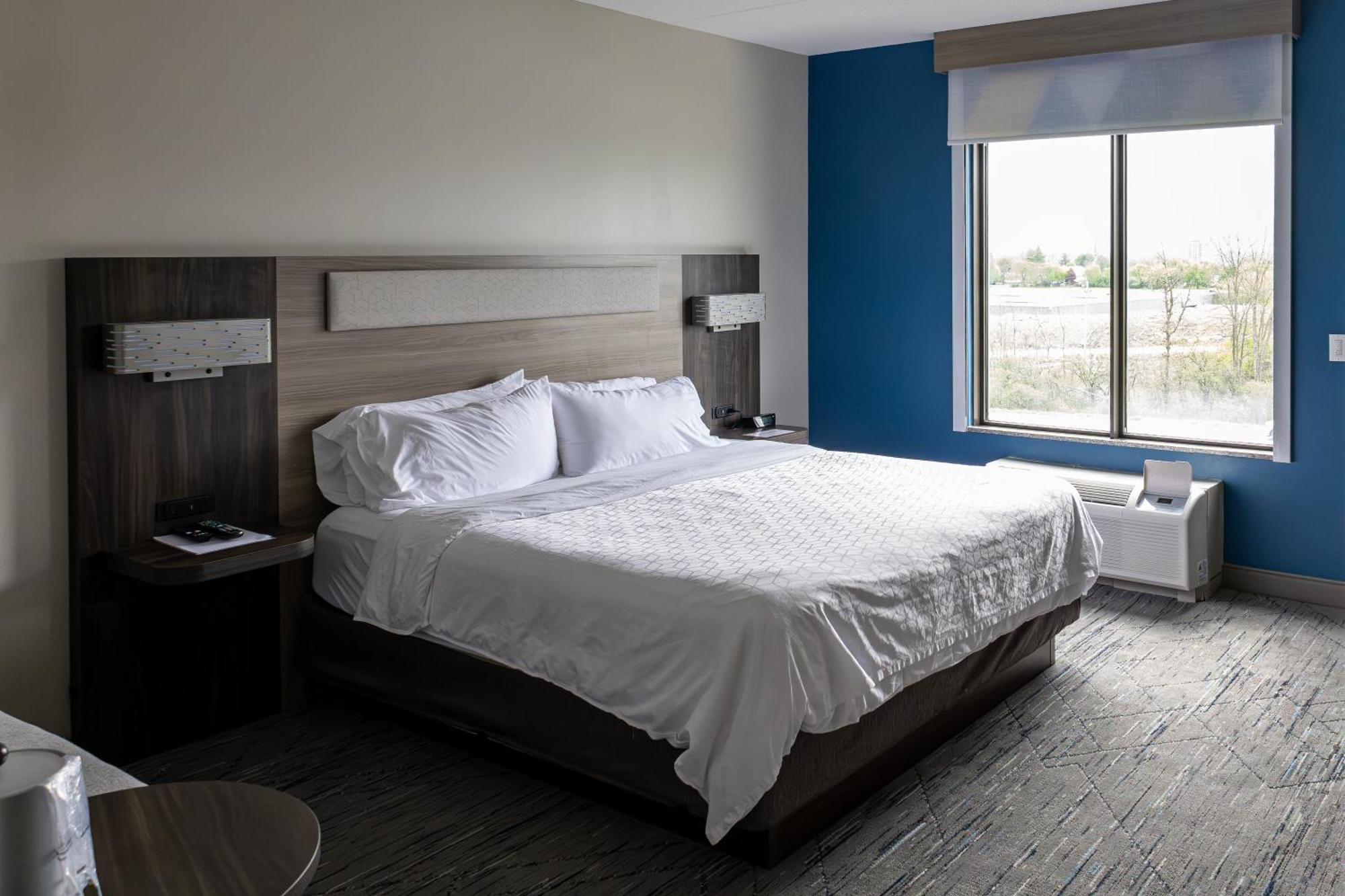 Holiday Inn Express Hotel & Suites Brockville By Ihg Zewnętrze zdjęcie