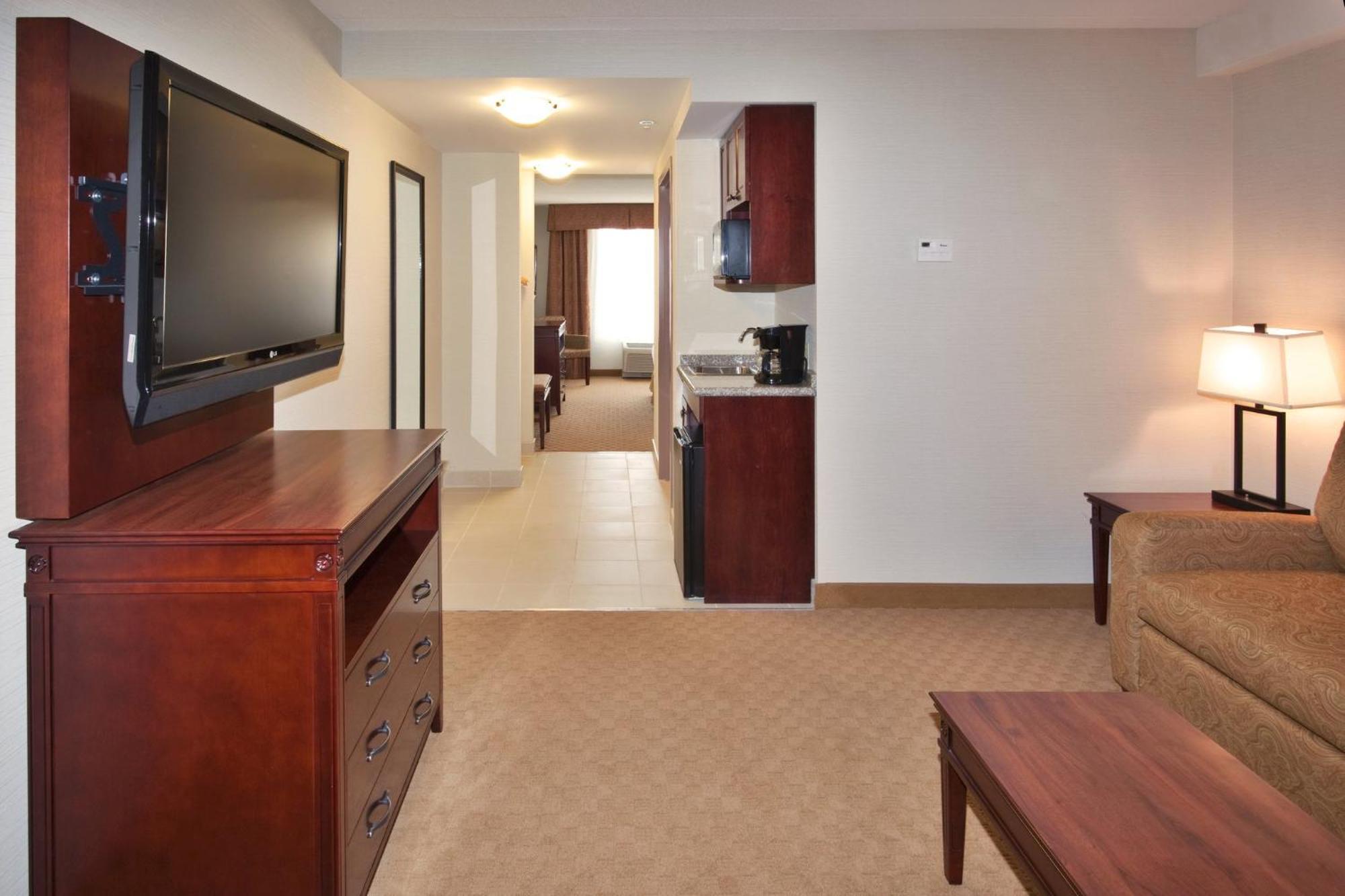 Holiday Inn Express Hotel & Suites Brockville By Ihg Zewnętrze zdjęcie